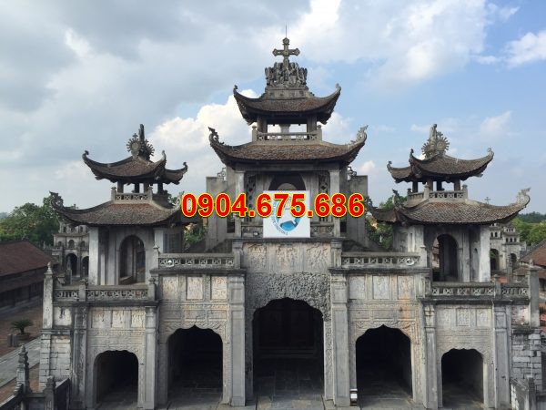 Cổng nhà thờ đá Phát Diệm - Ninh Bình
