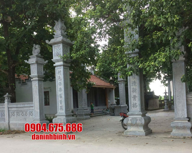 cổng đá tại Thái Bình