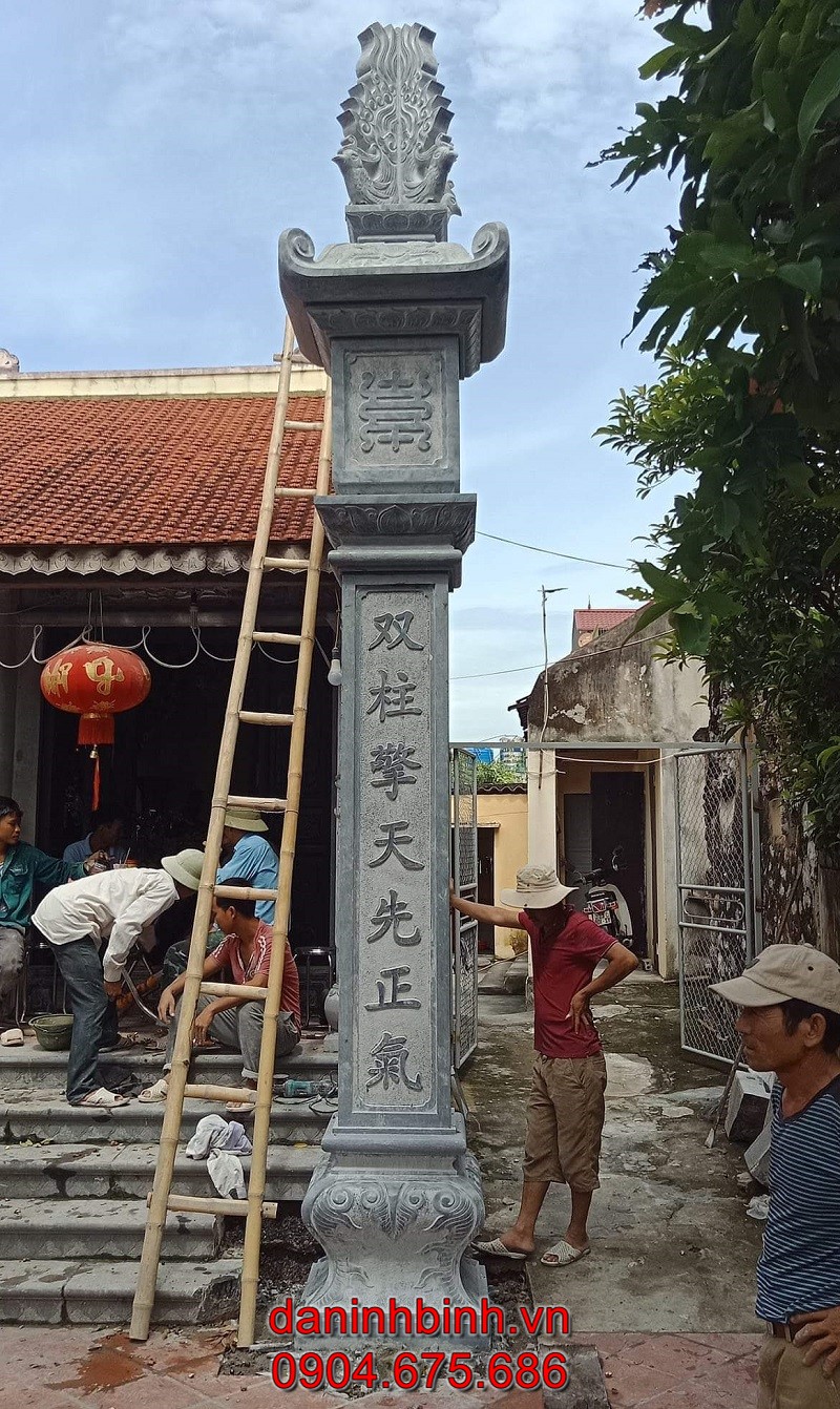 Mẫu cột đồng trụ đá bán tại Đồng Nai hay còn được gọi là cột lửa nhà thờ họ đẹp