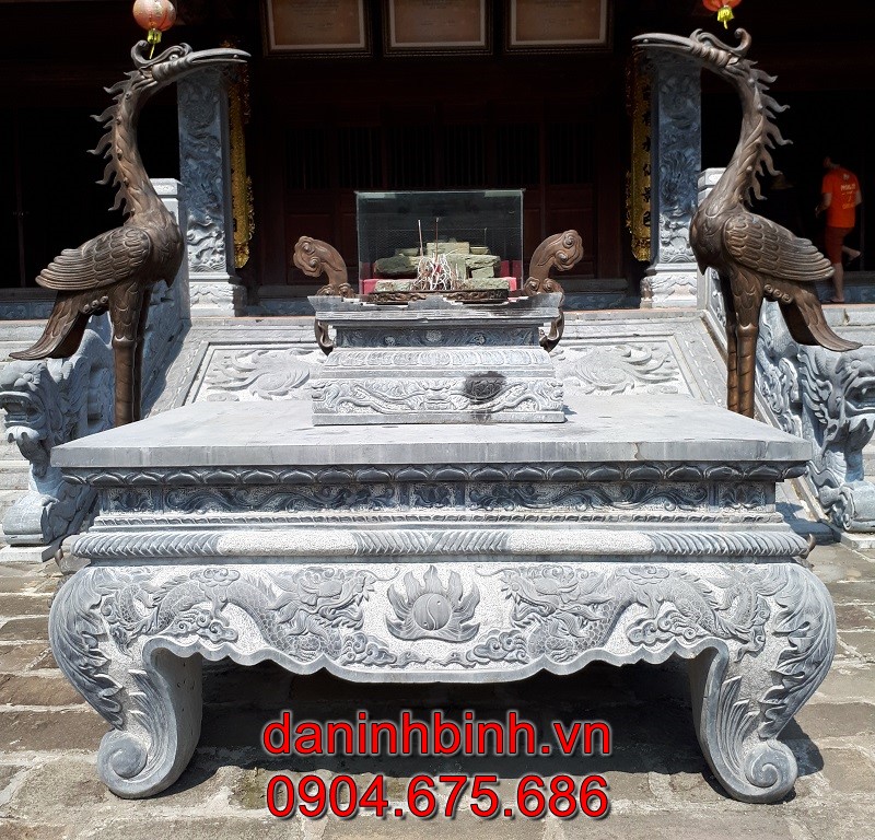 Mẫu bàn lễ bằng đá đẹp bán tại Hưng Yên
