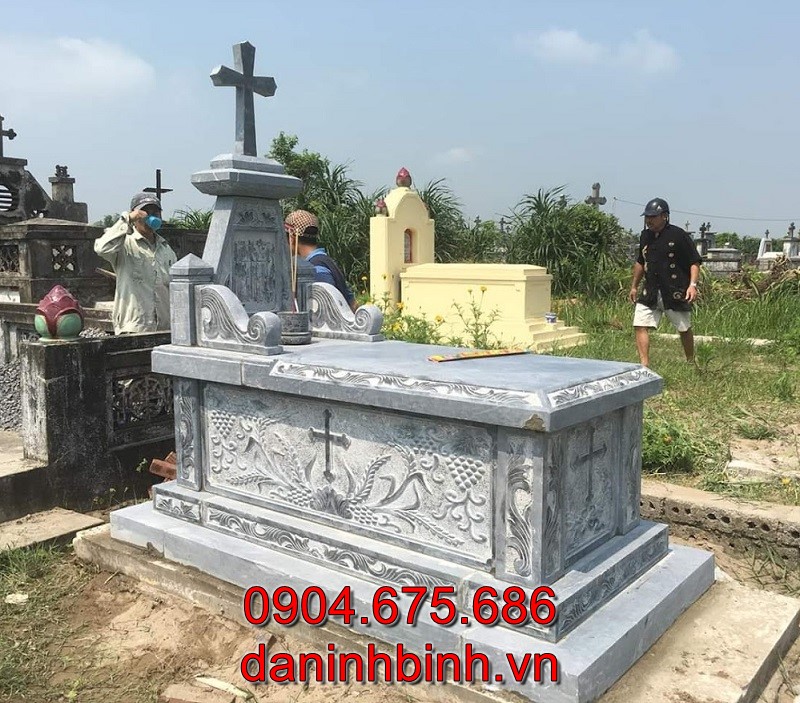 Mộ công giáo bằng đá đẹp chuẩn phong thuỷ, giá tốt, bán chạy nhất tại Hà Nội năm 2023
