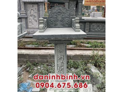 Mẫu cây hương bằng đá không có mái che đẹp.